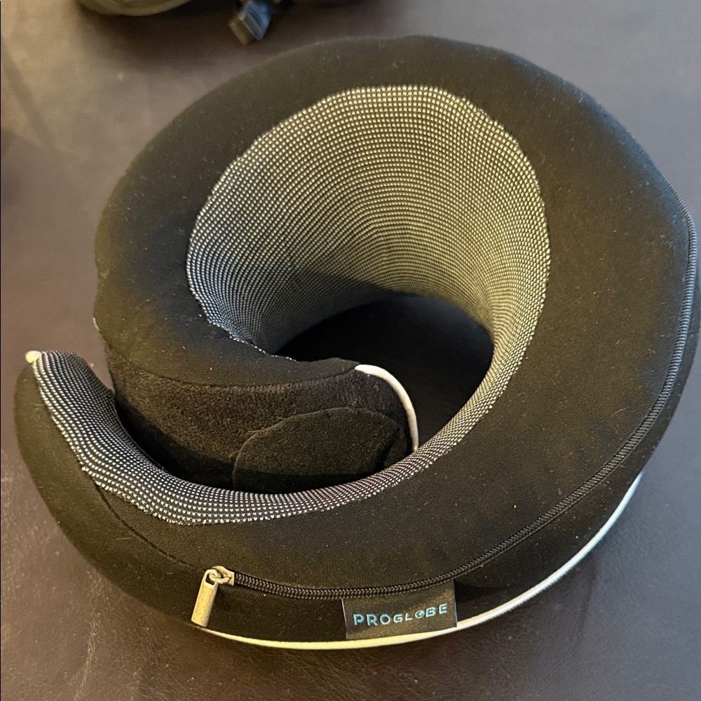 Globe Black and Gray Neck Pillow